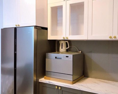Thiết Kế Hệ Tủ Bếp Theo Phong Cách Hiện Đại ( Bếp Hình Chữ L, Mặt Đá Bếp Lát Đá Marble Vân Mây)